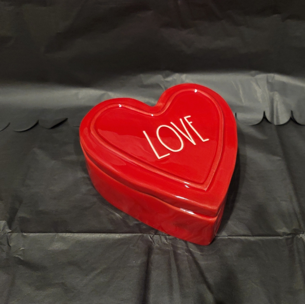 Rae Dunn LOVE heart box